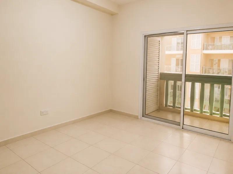 1 bedroom apartment for sale in International City, Dubai — photo 2