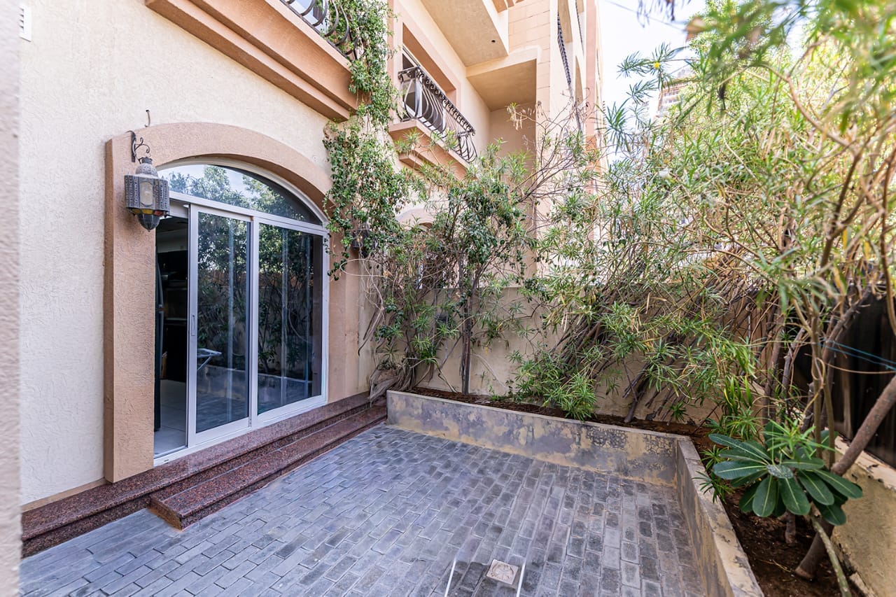 Diamond Views — unlisted residence